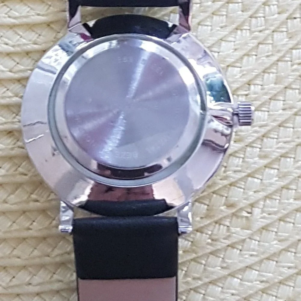 Watch - Picture 6 of 10